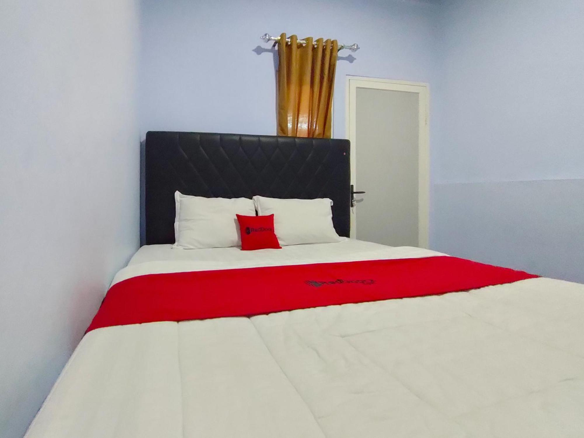 Reddoorz Syariah Near Stasiun Wates Hotel Wates  Bagian luar foto