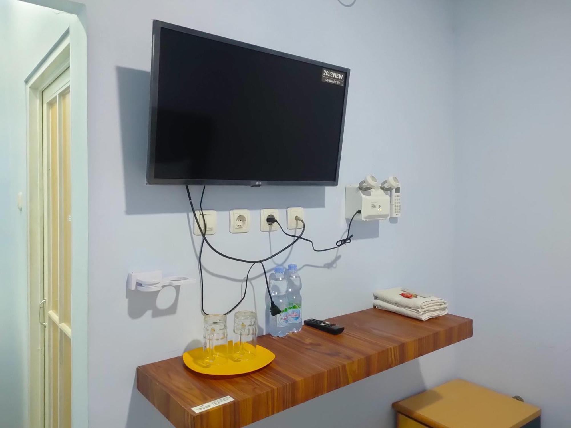 Reddoorz Syariah Near Stasiun Wates Hotel Wates  Bagian luar foto