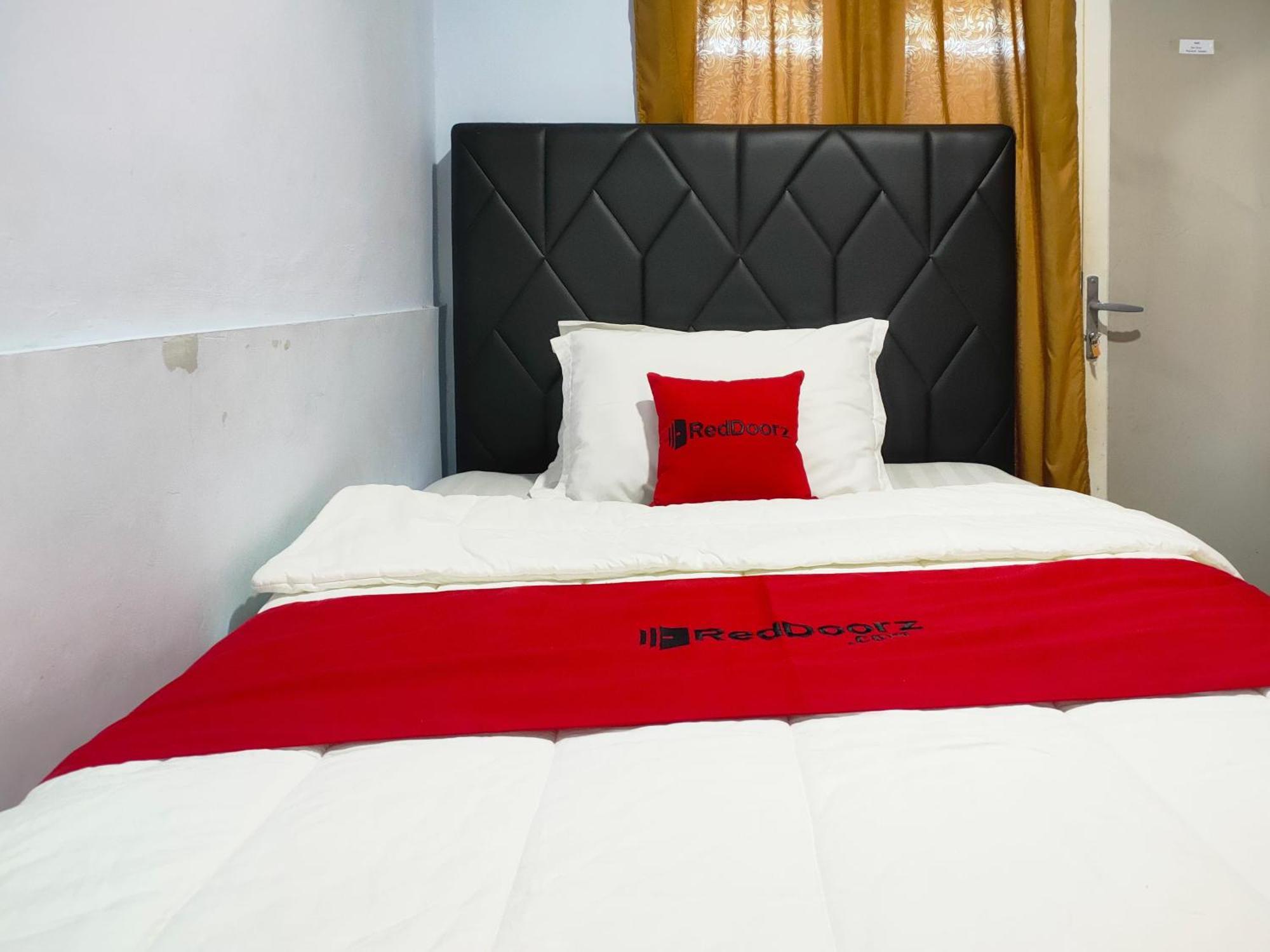 Reddoorz Syariah Near Stasiun Wates Hotel Wates  Bagian luar foto