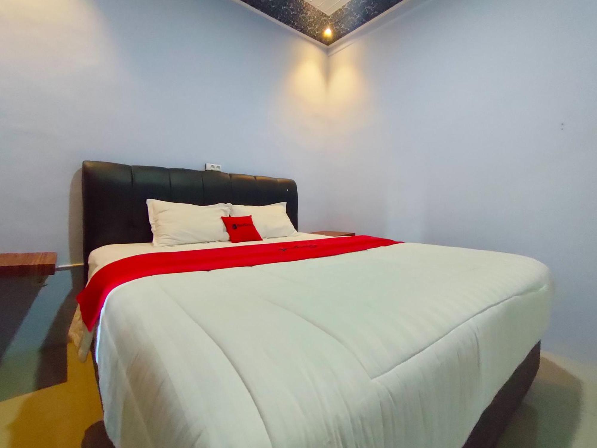 Reddoorz Syariah Near Stasiun Wates Hotel Wates  Bagian luar foto