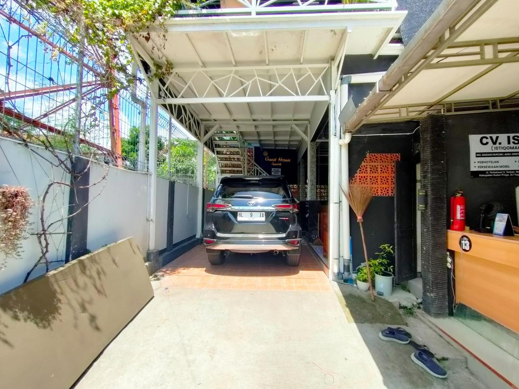Reddoorz Syariah Near Stasiun Wates Hotel Wates  Bagian luar foto