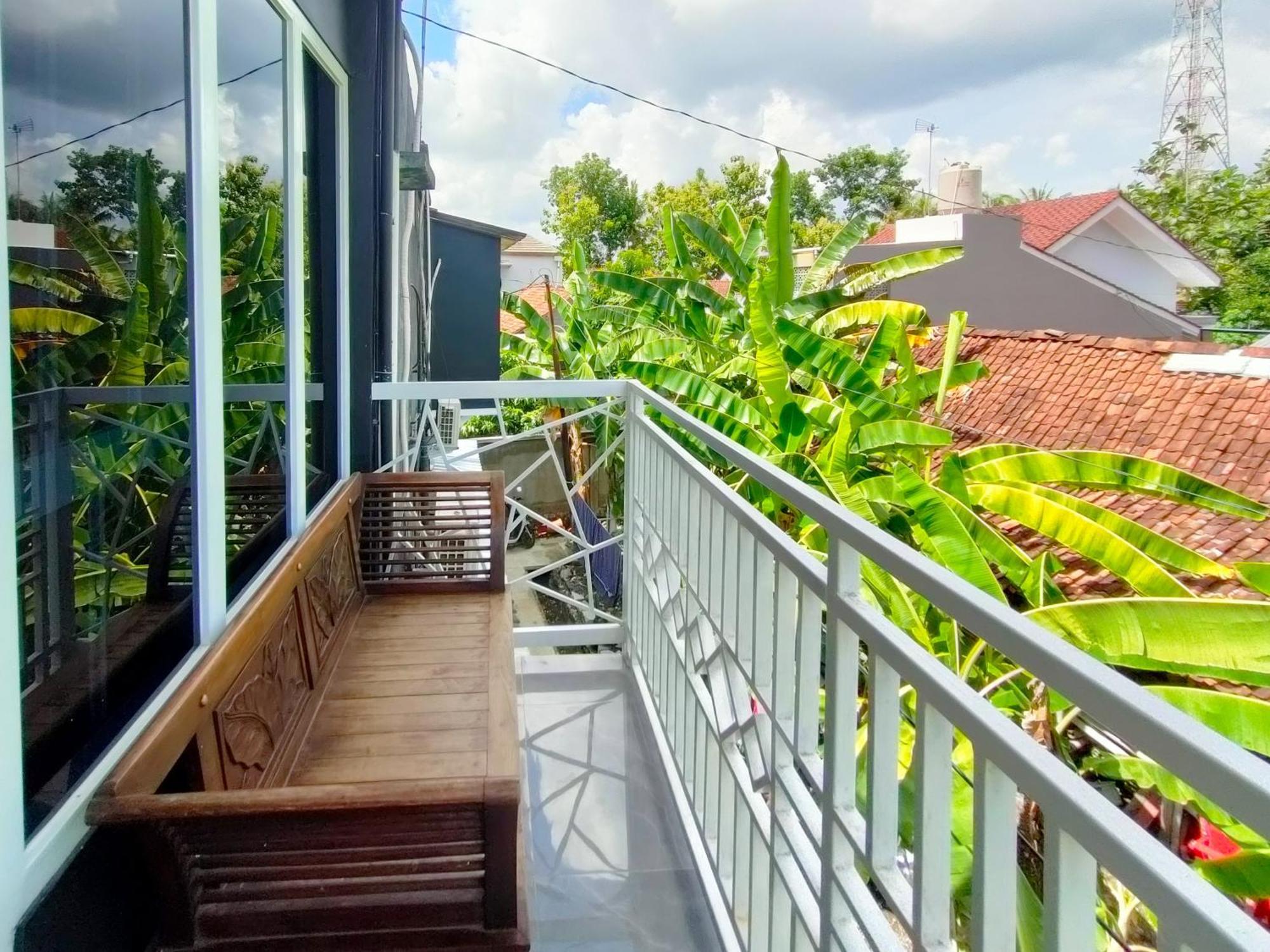 Reddoorz Syariah Near Stasiun Wates Hotel Wates  Bagian luar foto