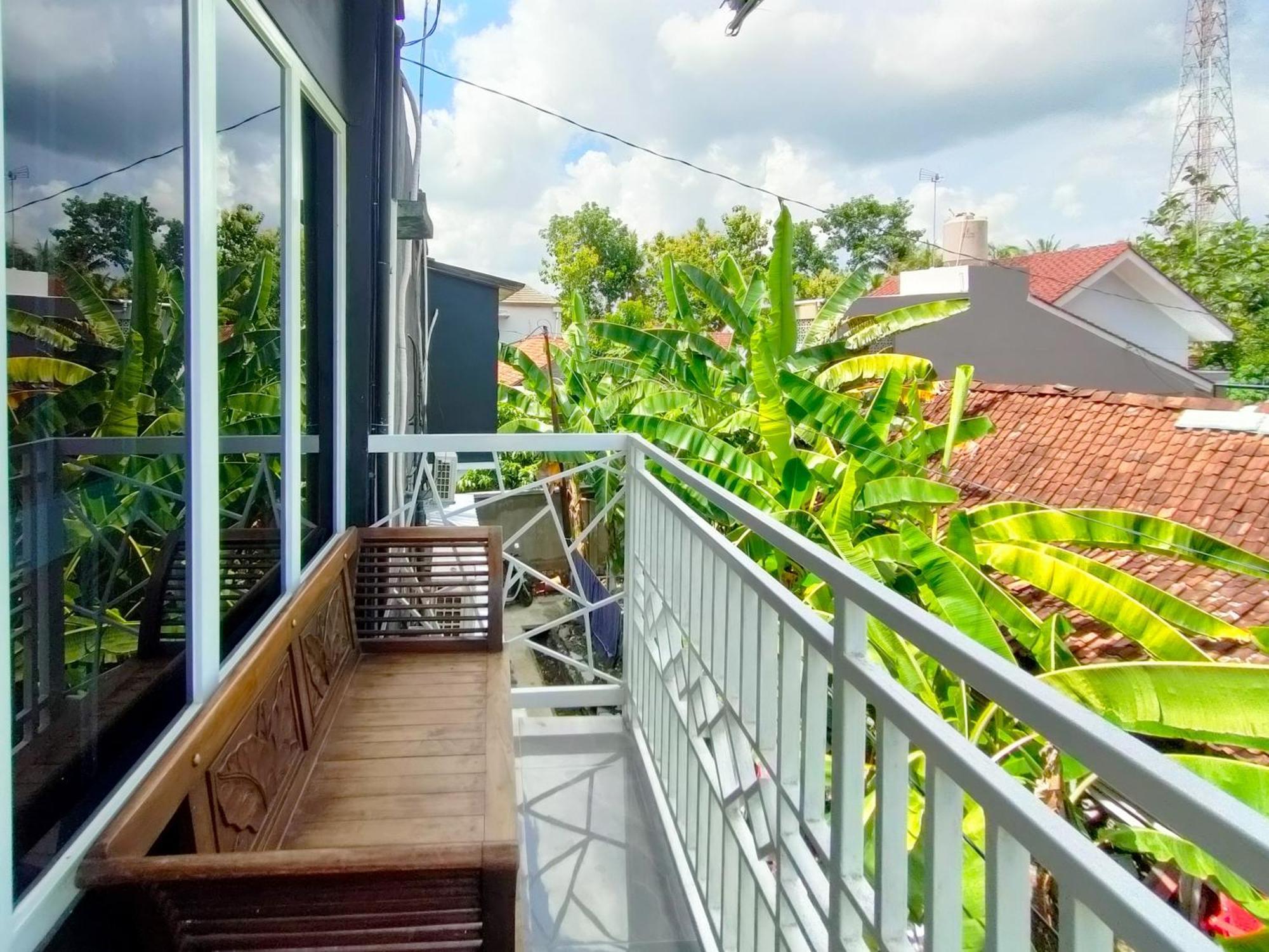 Reddoorz Syariah Near Stasiun Wates Hotel Wates  Bagian luar foto